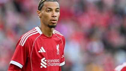 开云体育官网-记者:有消息称埃基蒂克并非伊萨克替代者 利物浦关注前者已有数月