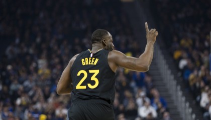 开云体育中国-阿里纳斯：追梦是脏动作之王 他的动作都能出集锦 而且真的会伤人