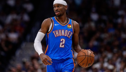 季后赛SGA在威少防守下命中率10%，特纳对位时66.7%