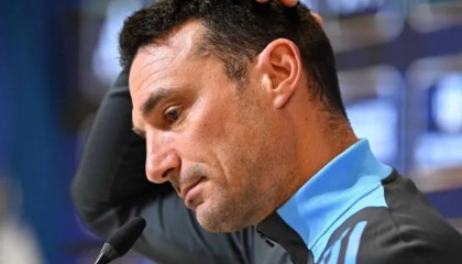 开云体育中国-情到深处，谈论梅西话题时记者与斯卡洛尼纷纷落泪